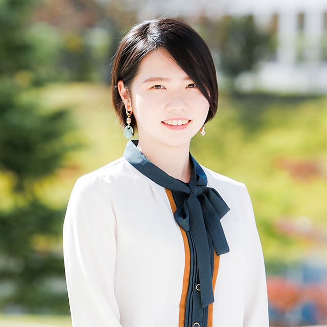 安達 咲月さん